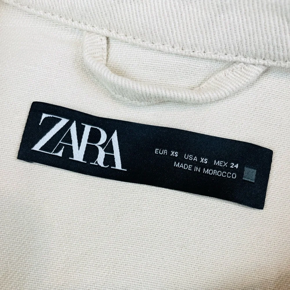 ZARA • Cream Cropped Frayed Hem Denim Jacket, XS - Picture 15 of 16
